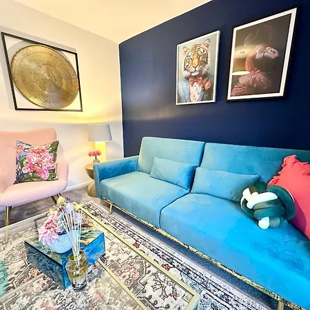 Charming 2Br Swinton House -Close To Manchester City Center Esterno foto